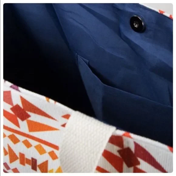 𝅺🍃Boho Tote with match Wristlet🍃 - Picture 4 of 4